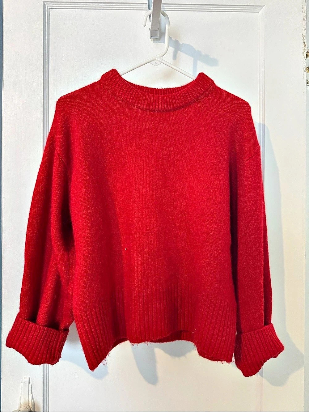 H&M Crewneck Sweater Red Size Small